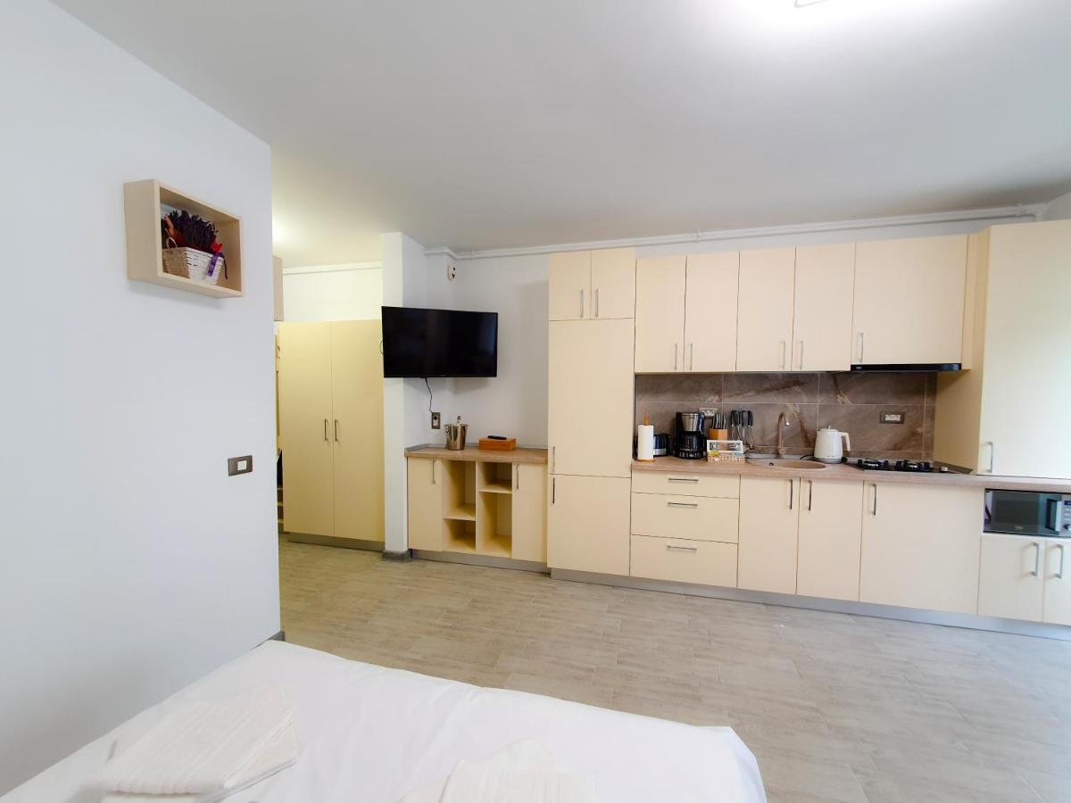 Năvodari Cristalex Studio Aparthotel Pool & Spa Mamaia Nord מראה חיצוני תמונה