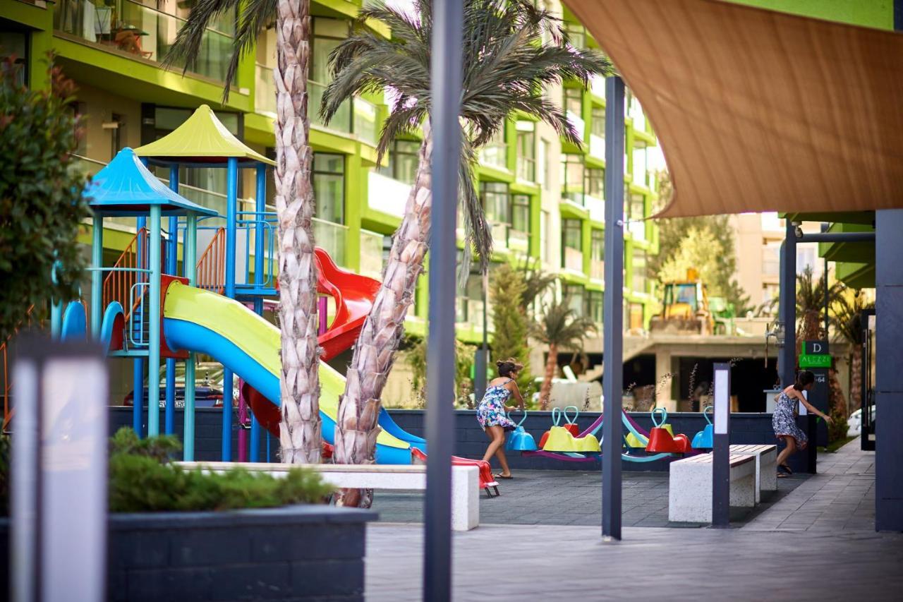 Năvodari Cristalex Studio Aparthotel Pool & Spa Mamaia Nord מראה חיצוני תמונה